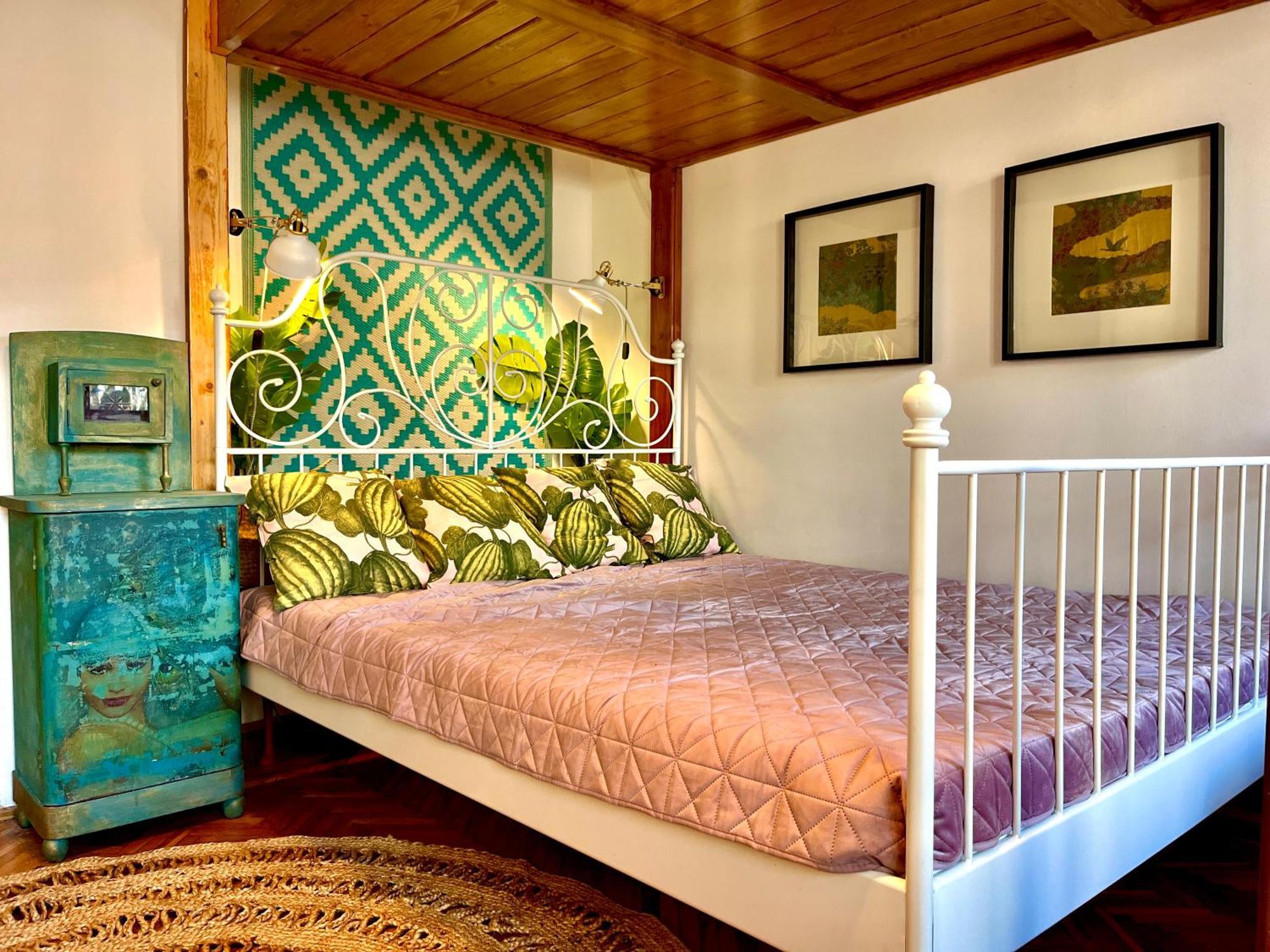Cosy Art Flat At Downtown Budapest